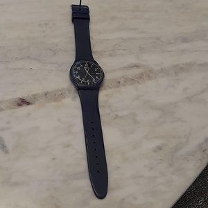 Vintage Navy Blue Swatch Day Time Date Watch New Battery Tested Working